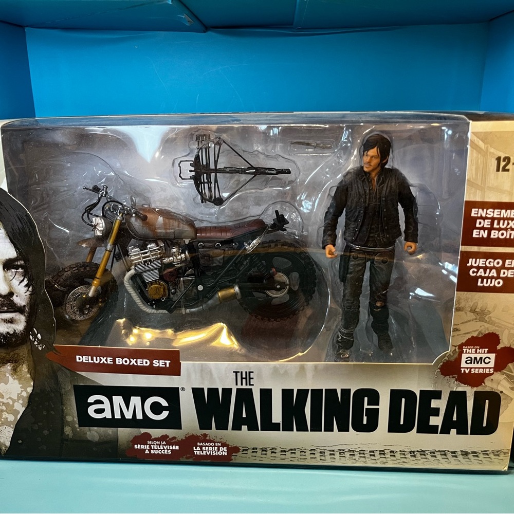 McFarlane Toys - The Walking Dead - Series 5 - Daryl Dixon with  Custom Bike